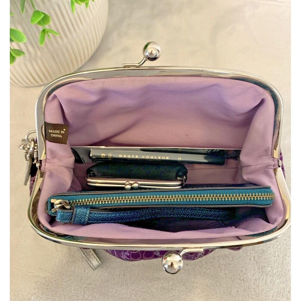 Coach Signature Optic Lurex Purple Silver Kisslock Large Clutch Wristlet Y2K - Picture 14 of 16